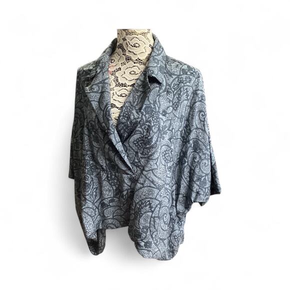 Anthropologie The Dylon Short-Sleeve Wide-Placket Top: Printed Edition sz L - Picture 3 of 8